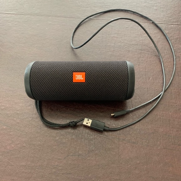 JBL FLIP 3 Portable Splash-proof Bluetooth Speaker Black - Picture 6 of 8